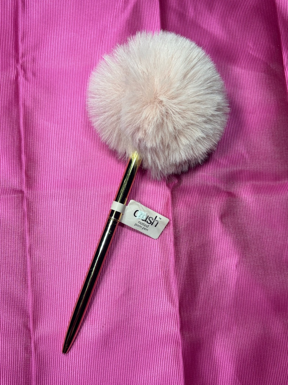 New Fluffy Pom Pom Pen in Blush Pink